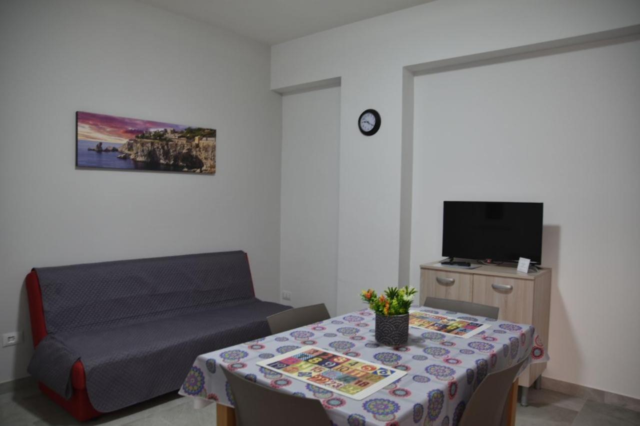 Case Vacanze Blue Sea Mascali Exterior photo